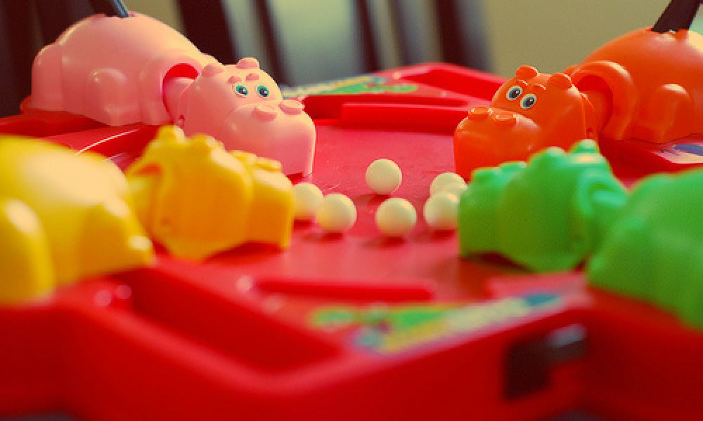 32 Of Our Favourite Childhood Toys As Kids | CollegeTimes.com