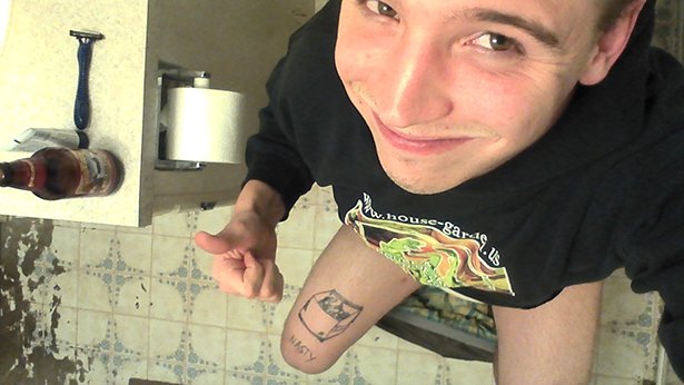 Toilet Selfies Are The Latest Thing To Take Over The 