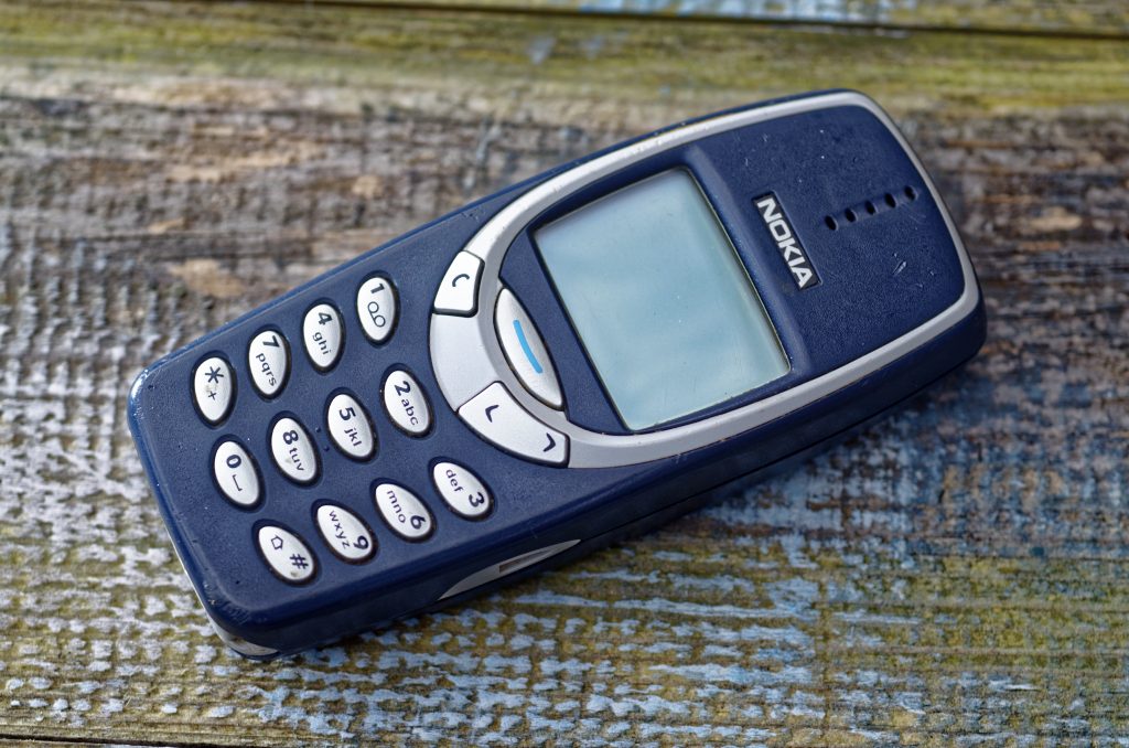 Nokia 3310 - Classic Mobile Phones