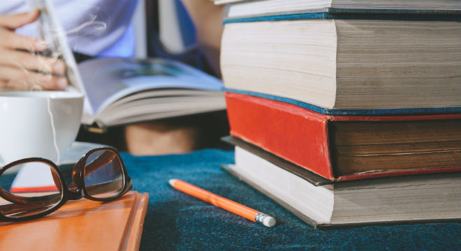 9 Ways To Buy Books On The Cheap For College 